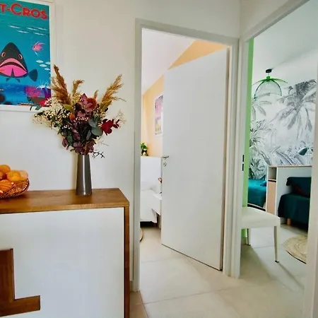 Magnifique T3 Neuf, Climatise, Terrasse Vue 아파트 카르쿠에이란느